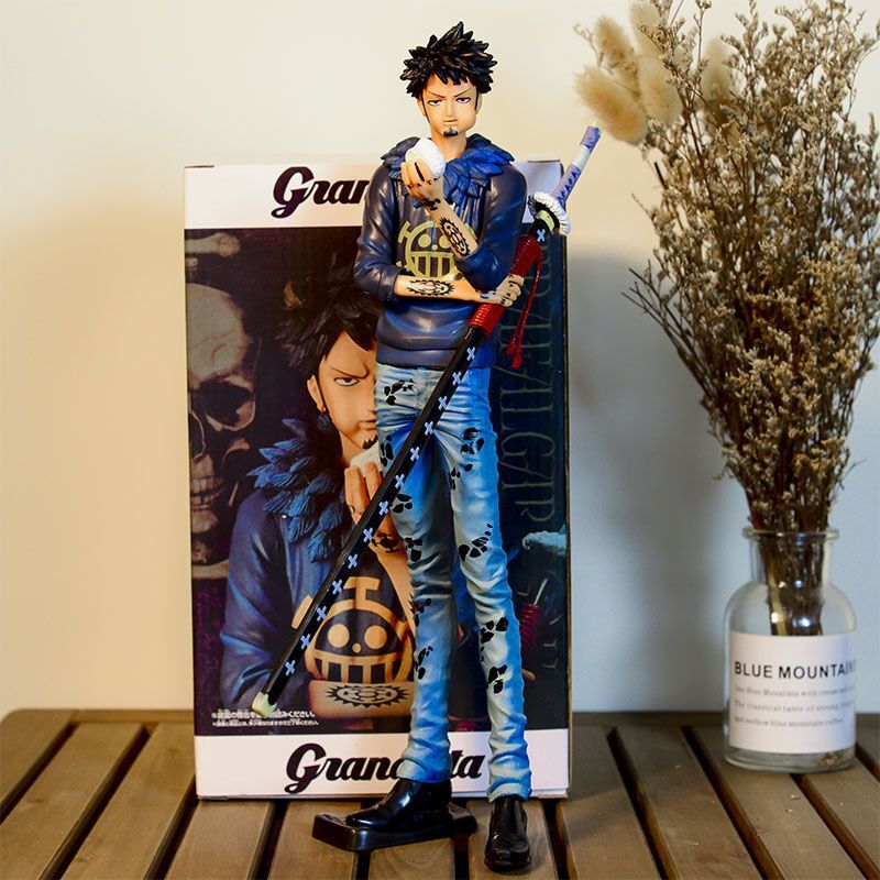 Figurine One Piece Trafalgar D.Water Law