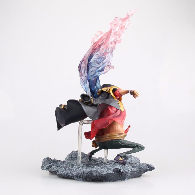 Figurine One Piece Barbe Noire Marshall D. Teech