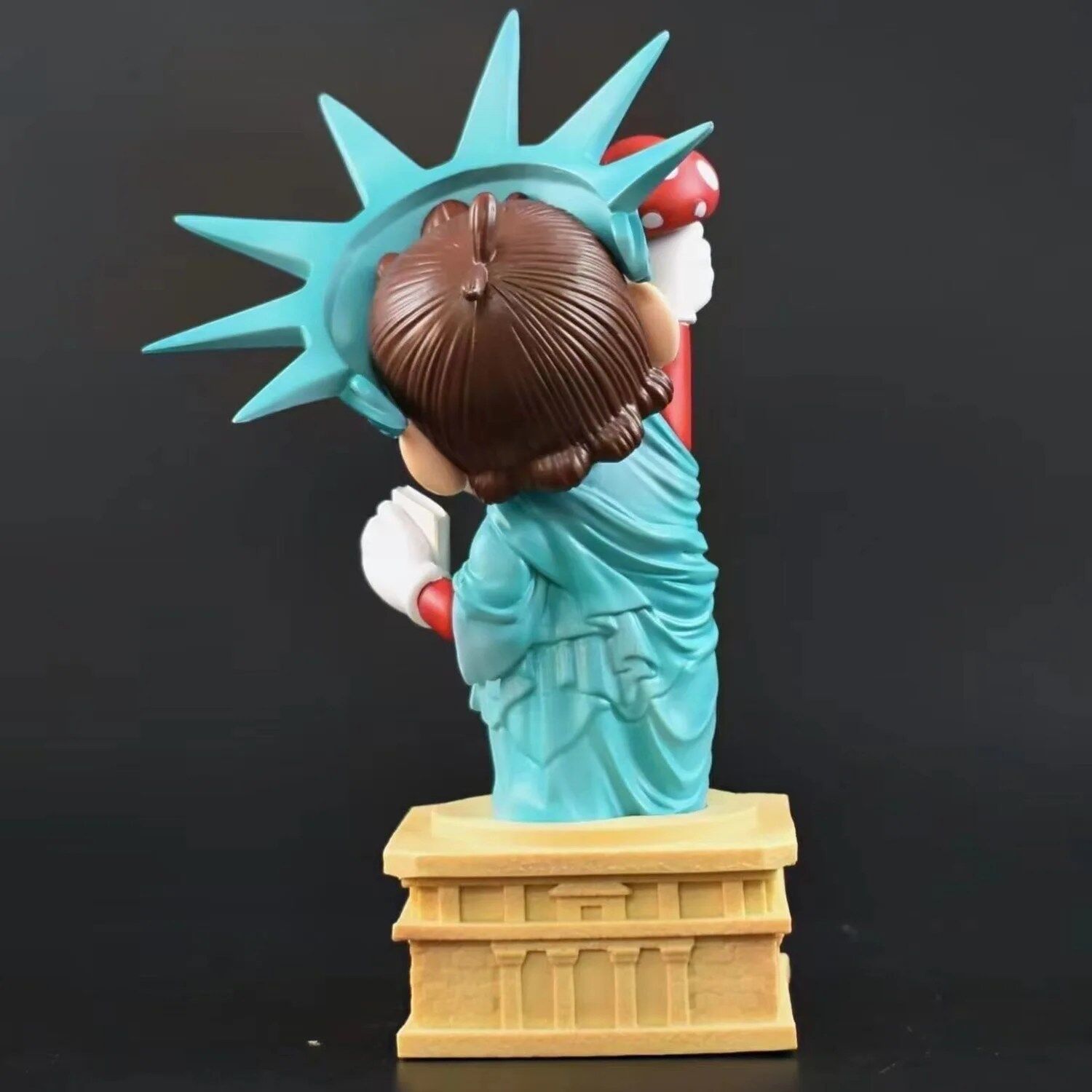 Figurine Mario Cosplay Statue de la Liberté – Image 4