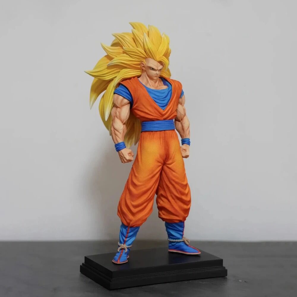 Figurine Goku Super Saiyan 3 – Dragon Ball Z – 34 cm – cheveux dorés longs, posture droite, finition réaliste
