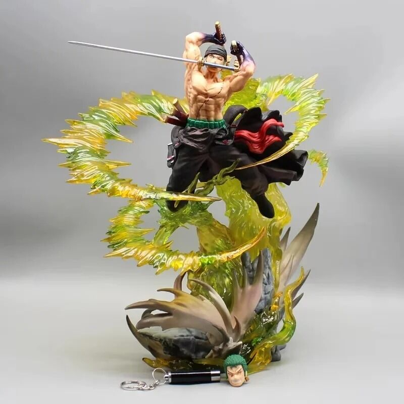 Figurine Zoro – One Piece – 30 cm – triple sabre avec effets lumineux verts et posture d’attaque