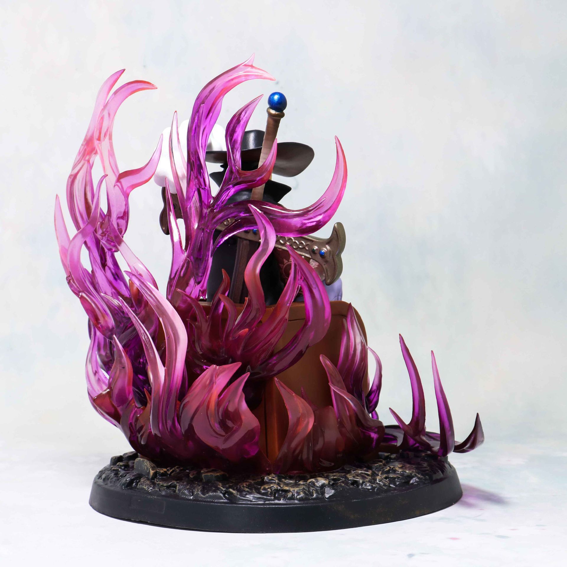 Figurine One Piece Dracule Mihawk