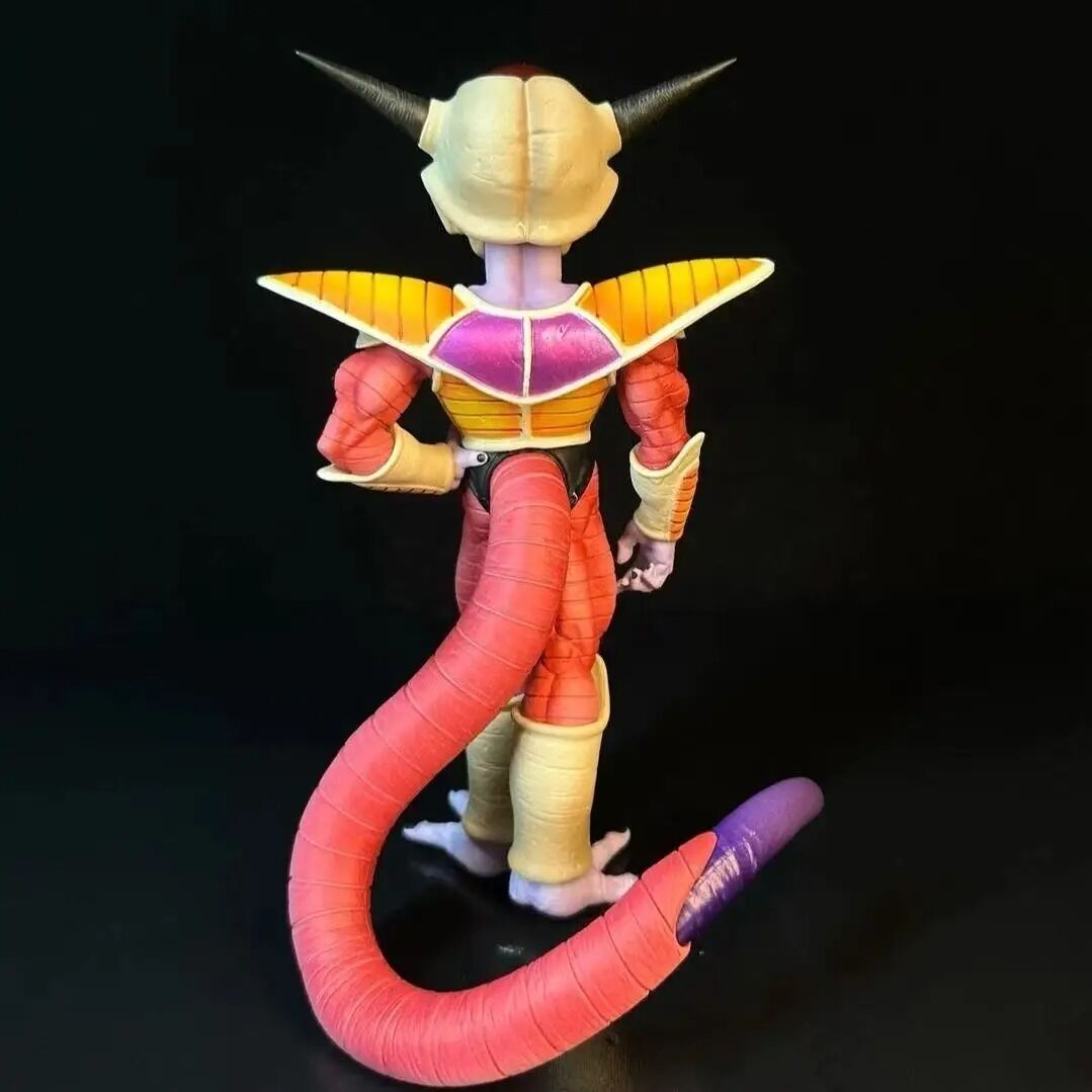 Figurine 2-en-1 de Freezer – Dragon Ball Z – forme finale – 17,5 cm debout ou 21 cm avec base Namek